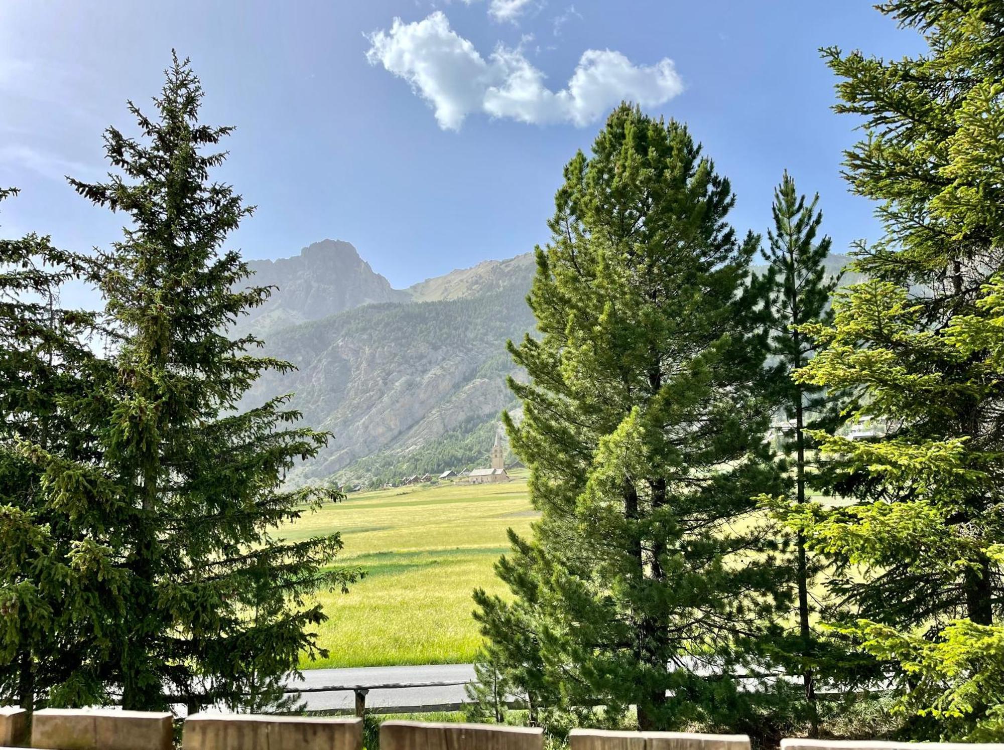 Gite Montagne 1 A 25 Places "Chalet Coste Belle" Ceillac Buitenkant foto