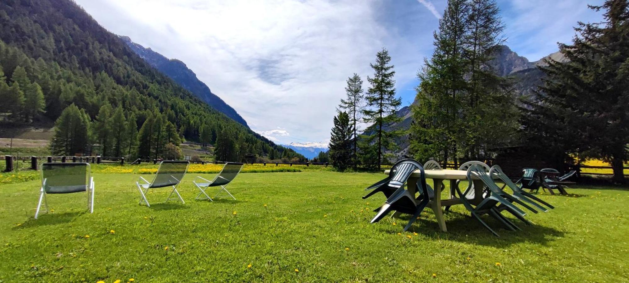 Gite Montagne 1 A 25 Places "Chalet Coste Belle" Ceillac Buitenkant foto